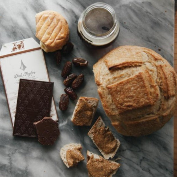 Dick Taylor Vanilla Milk Chocolate Bar - Barometer Chocolate