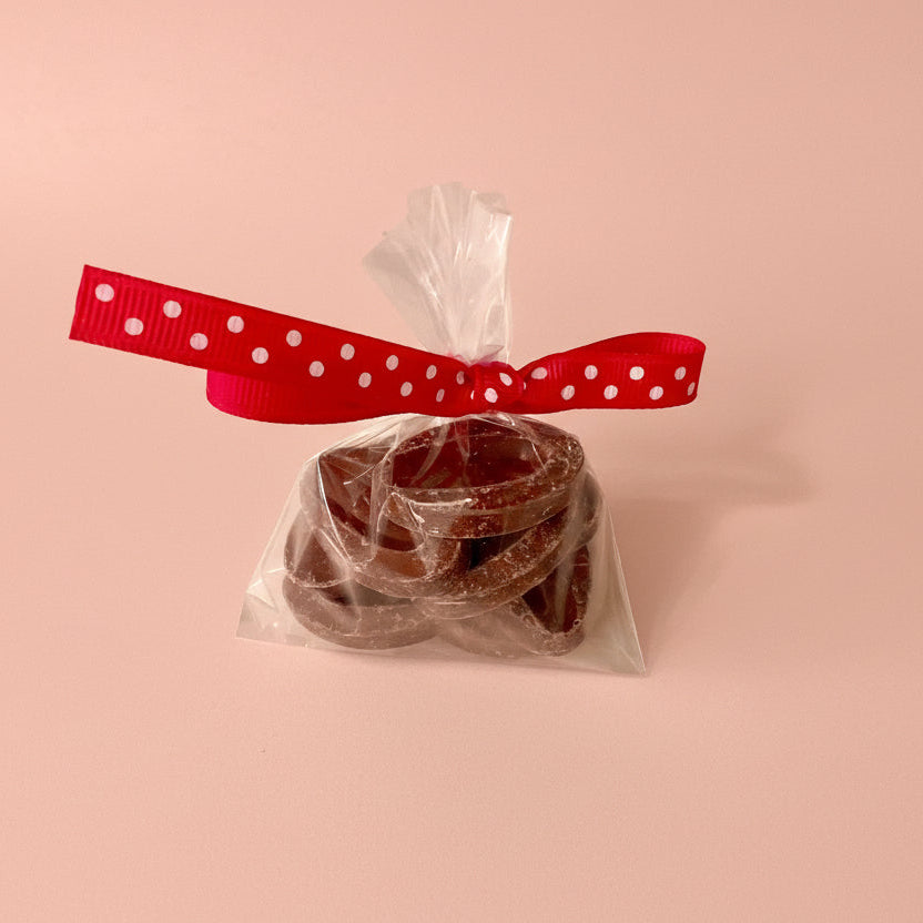 Valrhona Amatika Vegan Milk Chocolate Snacking Pieces Made From Almonds